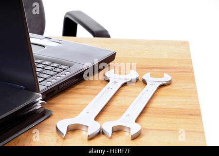 Travail de bureau, bureau, coffre et outils Banque D'Images