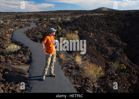 Le sentier des grottes, des cratères de la Lune National Monument, les pics de cratères Scenic Byway, l'Idaho Banque D'Images