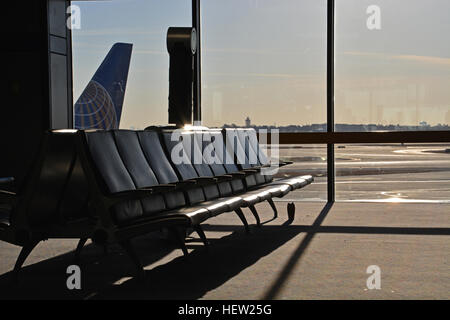 Un matin calme à la borne E dans le Dallas - Fort Worth Airport au Texas Banque D'Images