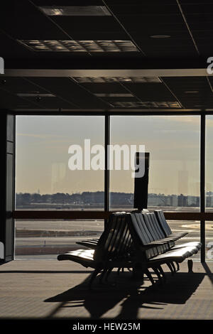 Un matin calme à la borne E dans le Dallas - Fort Worth Airport au Texas Banque D'Images