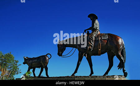 Le Stampede de Calgary est un rodéo annuel, l'exposition et le festival a lieu tous les mois de juillet à Calgary, Alberta, Canada. Les dix jours de l'événement, qui se dit être le plus grand spectacle en plein air sur la terre", attire plus d'un million de visiteurs par an et dispose d'un des plus grands rodéos, une parade, à mi-chemin, spectacles, concerts, compétitions, courses de charrettes agricoles et les premières expositions à l'ONU. Banque D'Images