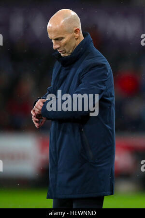 Swansea City manager Bob Bradley Banque D'Images