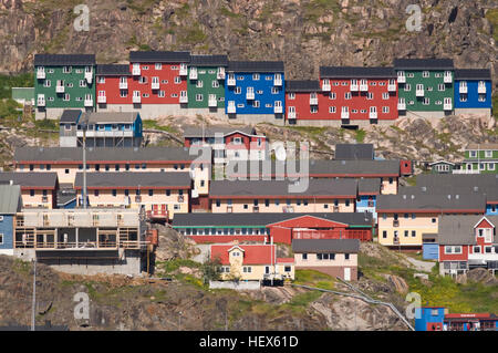 EUROPE, Groenland, Municipalité Kujalleq, Qaqortoq Qaqortoq, photographié à partir du Fjord Banque D'Images