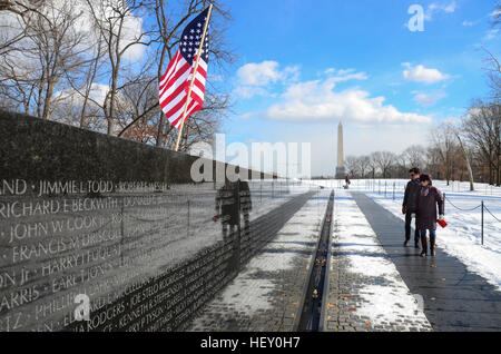 Jour de neige à la Vietnam Veterans Memorial, Washington DC, le 23 janvier 2014 Banque D'Images