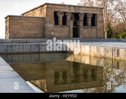 Templo de Debod, temple nubien, crépuscule, un cadeau du gouvernement égyptien à l'Espagne en 1968, Madrid, Espagne, la péninsule ibérique, Banque D'Images