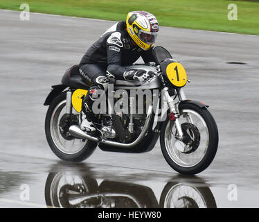 Glen Anglais, John McGuinness, Norton Manx, Barry Sheene Memorial Trophy, Goodwood Revival 2016, 2016, classic, vélos, motos, Goodwood, Goodwood Banque D'Images