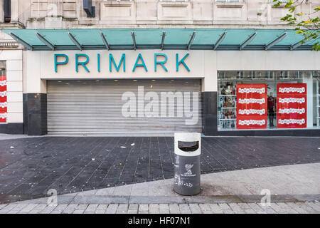 Liverpool, Royaume-Uni. Dec 25, 2016. Les rues du centre-ville de Liverpool déserté le matin du jour de Noël (Dimanche, Décembre 25,2016). Crédit : Christopher Middleton/Alamy Live News Banque D'Images