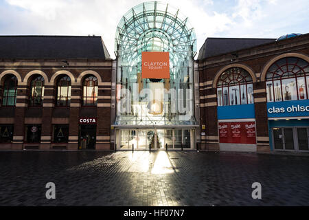 Liverpool, Royaume-Uni. Dec 25, 2016. Les rues du centre-ville de Liverpool déserté le matin du jour de Noël (Dimanche, Décembre 25,2016). Crédit : Christopher Middleton/Alamy Live News Banque D'Images