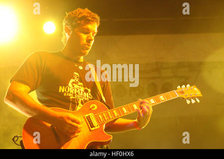 Hoobastank effectue au Bayfest 2011 le Marine Corps Air Station Kaneohe Bay (Hawaï, le 16 juillet 2011. Bayfest est le plus grand festival de musique. 2011 110716 Bayfest-M-PV694-030 Banque D'Images