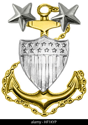 L'insigne de collier du maître-maître en chef de la Garde côtière AMÉRICAINE représente le grade le plus élevé au sein de l'USCG, indiquant les responsabilités de leadership, l'ancienneté et l'autorité sur le personnel enrôlé, contribuant à l'état de préparation opérationnelle, à la discipline et à l'exécution de la mission dans les unités et les stations de la Garde côtière. Banque D'Images