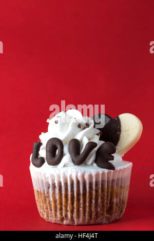Cupcake Valentin in close up. Banque D'Images