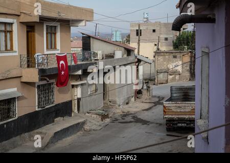 Turquie - Reyhanli - Ville des contrebandiers - 21/09/2015 - Turquie / Istanbul / Reyhanli - Street atmosphère dans Reyhanli. Cette petite ville située sur la frontière syrienne, est connu pour abriter de nombreuses mafias qui font le commerce tout ce qui vient de la Syrie. - Chris Huby / Le Pictorium Banque D'Images