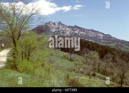 SAN MARINO est un état micro enclavées dans l'Italie du côté des montagnes des Apennins entouré par l'Italie Banque D'Images