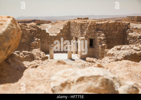 Ruines de l'architecture ancienne dans le parc national de Massada en Israël, un site du patrimoine mondial, tel que déclaré par l'UNESCO Banque D'Images