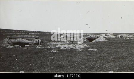 Une page d'un album de la première Guerre mondiale, montrant une scène de la 2e armée, capturée dans des images de levés militaires Banque D'Images