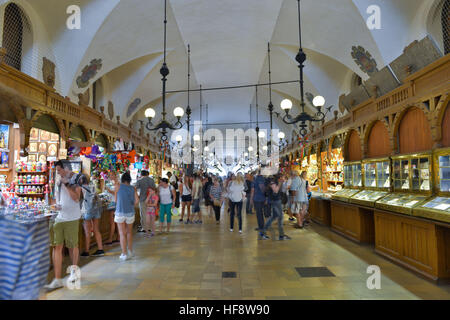 Tuchhallen, la Hauptmarkt, Krakow, Pologne, chiffon salles, marché central, Cracovie, Pole Banque D'Images