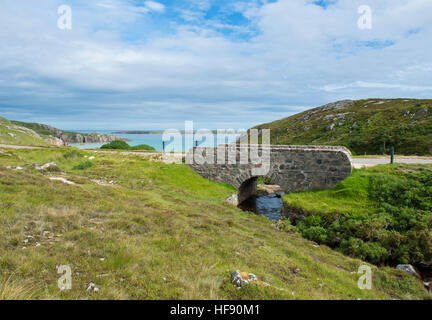 Côte le long de la côte nord 500 route touristique près de Durness, Sutherland en Écosse Banque D'Images