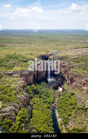 Le Kakadu National Park, Territoire du Nord, Australie. Jim Jim Falls vue aérienne. Banque D'Images