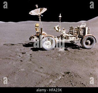 # OTD Premier Rover lunaire déployé sur lune 28642202086 o Banque D'Images