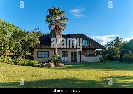 Maison de repos au Parc Royal Natal dans la montagne du Drakensberg, Afrique du Sud Banque D'Images