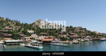 Port de Kalekoy Château Simena et près de l'île de Kekova en Turquie Banque D'Images