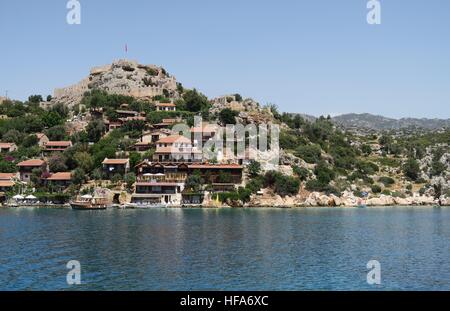 Port de Kalekoy Château Simena et près de l'île de Kekova en Turquie Banque D'Images