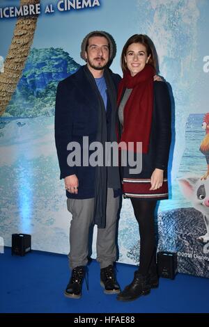 Paolo Ruffini et Diana del Bufalo participant à la première italienne du Disney's 'Europe', à l'espace Cinema Moderno Roms à Rome, Italie. Avec : Paolo Ruffini, Diana del Bufalo Où : Rome, Latium, Italie Quand : 28 novembre 2016 Crédit : IPA/WENN.com **Uniquement disponible pour publication au Royaume-Uni, USA, Allemagne, Autriche, Suisse** Banque D'Images