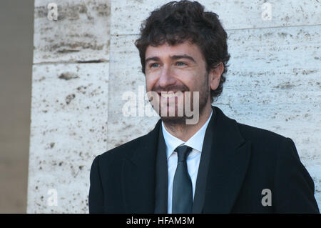 Rome, Italie. 28 Dec, 2016. Alessandro Siani assiste à un photocall pour 'Mister Felicita'. Mister Felicità, un film réalisé par himselff. © Andrea Bracaglia/Pacific Press/Alamy Live News Banque D'Images