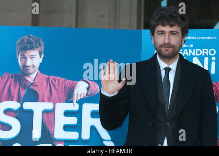 Rome, Italie. 28 Dec, 2016. Alessandro Siani assiste à un photocall pour 'Mister Felicita'. Mister Felicità, un film réalisé par himselff. © Andrea Bracaglia/Pacific Press/Alamy Live News Banque D'Images