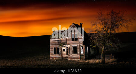 Ancienne maison de ferme près de Dufur, Oregon Banque D'Images