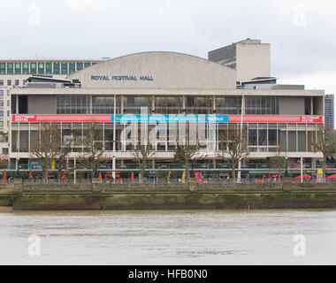 Vue générale du Royal Festival Hall, Southbank Centre, Londres. Banque D'Images