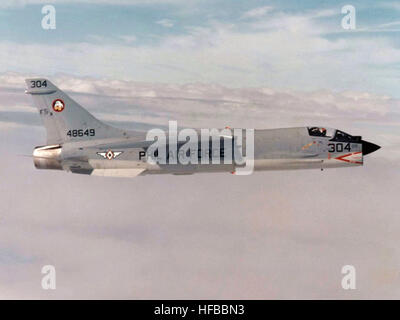 F-8H Crusader de la Philippine Air Force en vol c1978 Banque D'Images