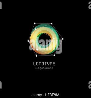 Des formes géométriques abstraites inhabituelle logo Vector. Circulaire, logotypes colorés polygonale sur le fond noir. Illustration de Vecteur