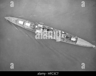 Le HMS Norfolk (78) en cours le 15 mars 1933 Banque D'Images