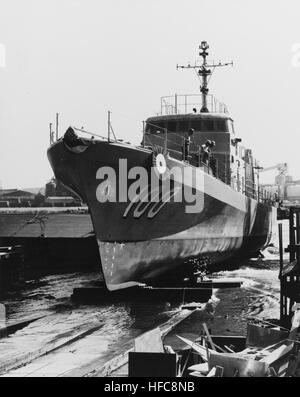 Lancement de l'USS Douglas (PG-100) à l'entreprise de construction de Tacoma le 19 juin 1970 Banque D'Images