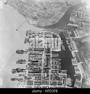 Vue aérienne du chantier naval de Philadelphie en mars 1948 Banque D'Images