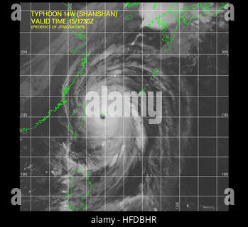 Typhoon 14W (Shanshan) 2006-09-15 17-30Z Banque D'Images