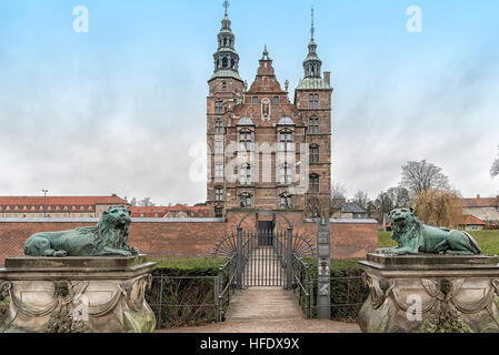 Le château de Rosenborg est un château renaissance situé à Copenhague, au Danemark. Le château a été initialement construit comme une maison de pays en 1606. Banque D'Images