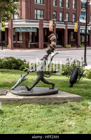 Le Dr Seuss Chat dans le chapeau à Abilene au Texas, Storybook officiel capitale de l'état. L'un des six sculptures de Dr. Seuss. Banque D'Images