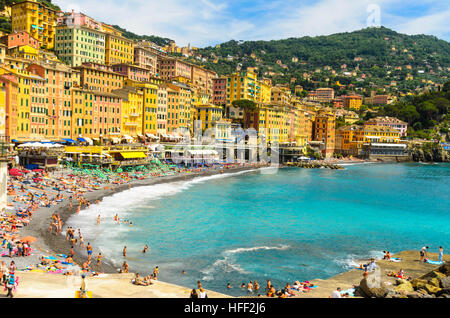 La station italienne de Camogli sur la côte ligurienne Banque D'Images