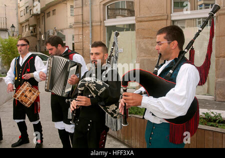 Musiciens traditionnels, les Festivités de la Vierge de Montserrat, Monforte de Lemos, Lugo province, région de la Galice, Espagne, Europe Banque D'Images