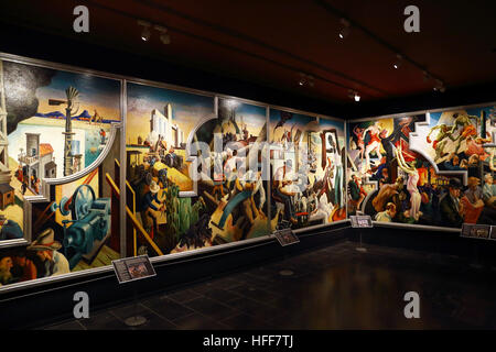 Thomas Hart Benton's 'l'Amérique d'aujourd'hui à la murale de Metropolitan Museum of Art de New York. Banque D'Images