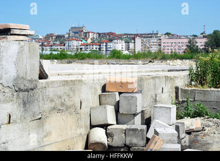 Vieille rivière côte qui sera reconstruit. Waterfront de Belgrade Banque D'Images