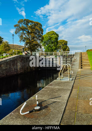 Royaume-uni, Ecosse, Fort William, Banavie, vue sur le Neptune's Staircase écluses sur le Canal Calédonien. Banque D'Images