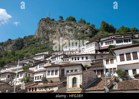 Le paysage urbain, la ville aux mille fenêtres, Berat, Albanie Banque D'Images