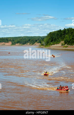 Tidal Bore Rafting, rivière Shubenacadie, Maitland, en Nouvelle-Écosse, Canada Banque D'Images