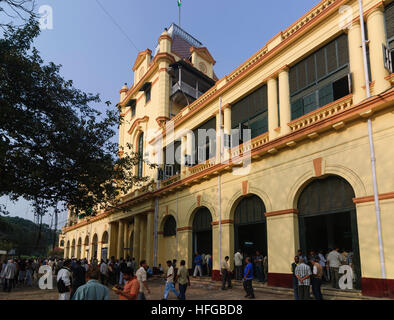 Kolkata (Calcutta, Kalkutta) : bâtiment tribune Raceway, Bengale occidental, Inde, Westbengalen Banque D'Images