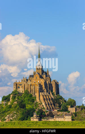 Célèbre Mont Saint Michel à la côte de la Normandie, France Banque D'Images