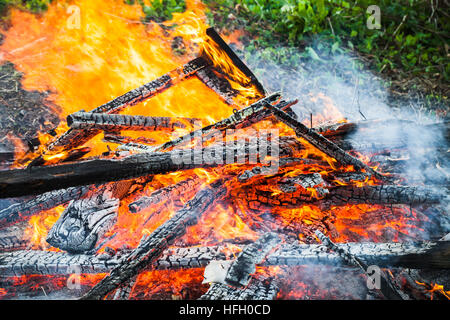 Photo en gros plan de la combustion de bois de feu Banque D'Images