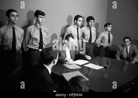 Une réunion de la Tacuara, avec le contingent néo-nazis en uniformes. Banque D'Images